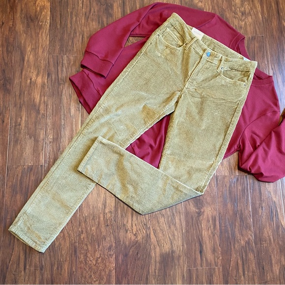 Levi's Tan 711 Skinny Corduroy Jeans Size 30/30 - NEW - Picture 1 of 8